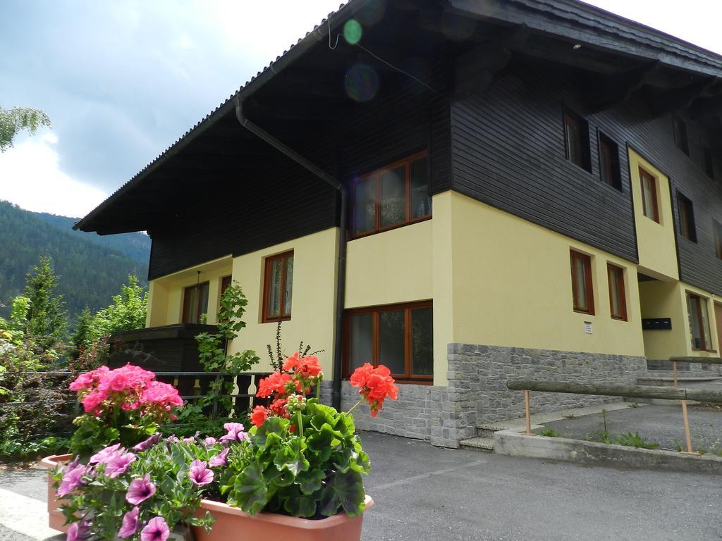 Haus Iris By Isa Agentur Lägenhet Bad Kleinkirchheim Rum bild